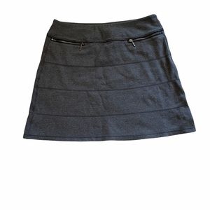 Athleta Strata Skirt Gray Size M